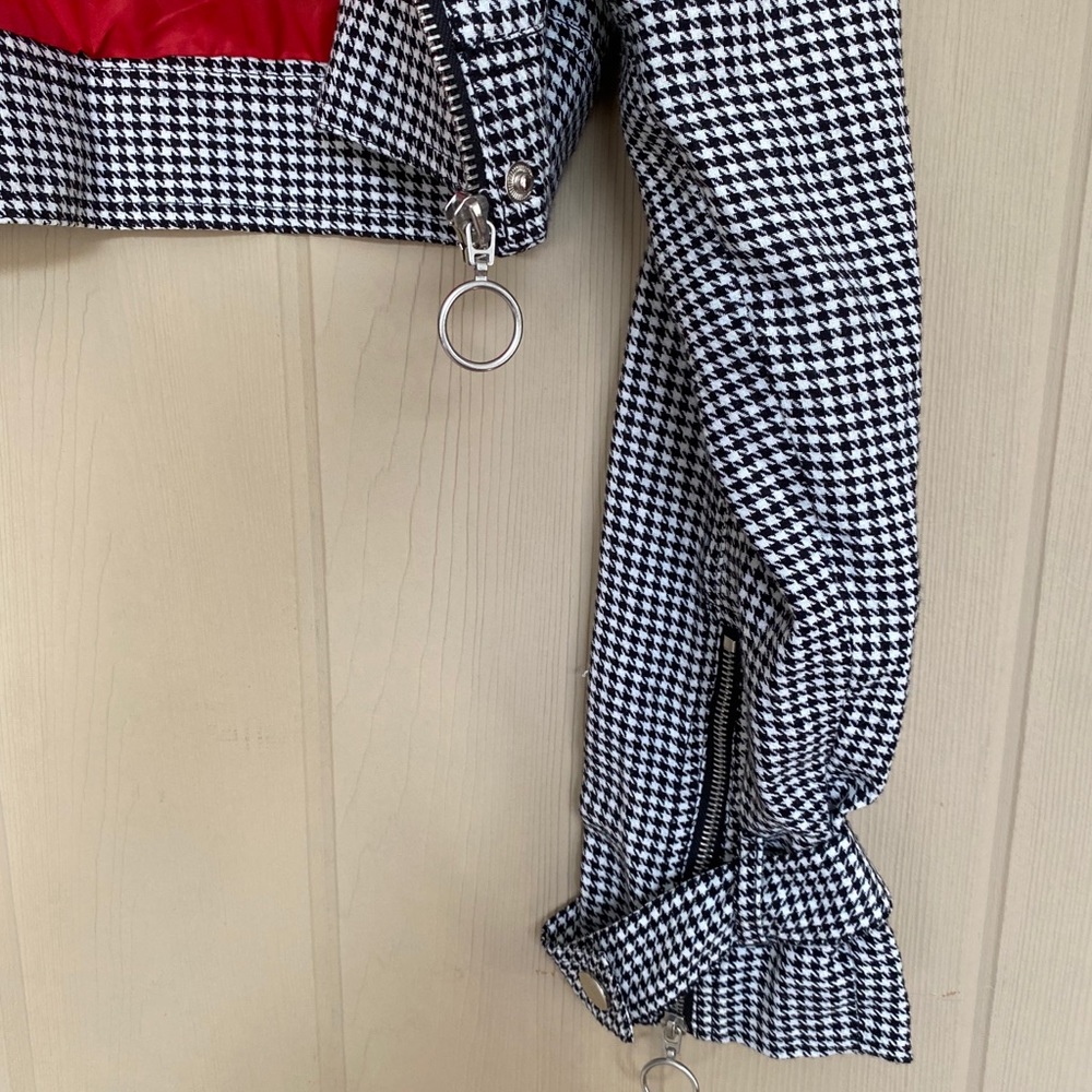 NWT! Boxy Cropped Jacket - Picture 7 of 8